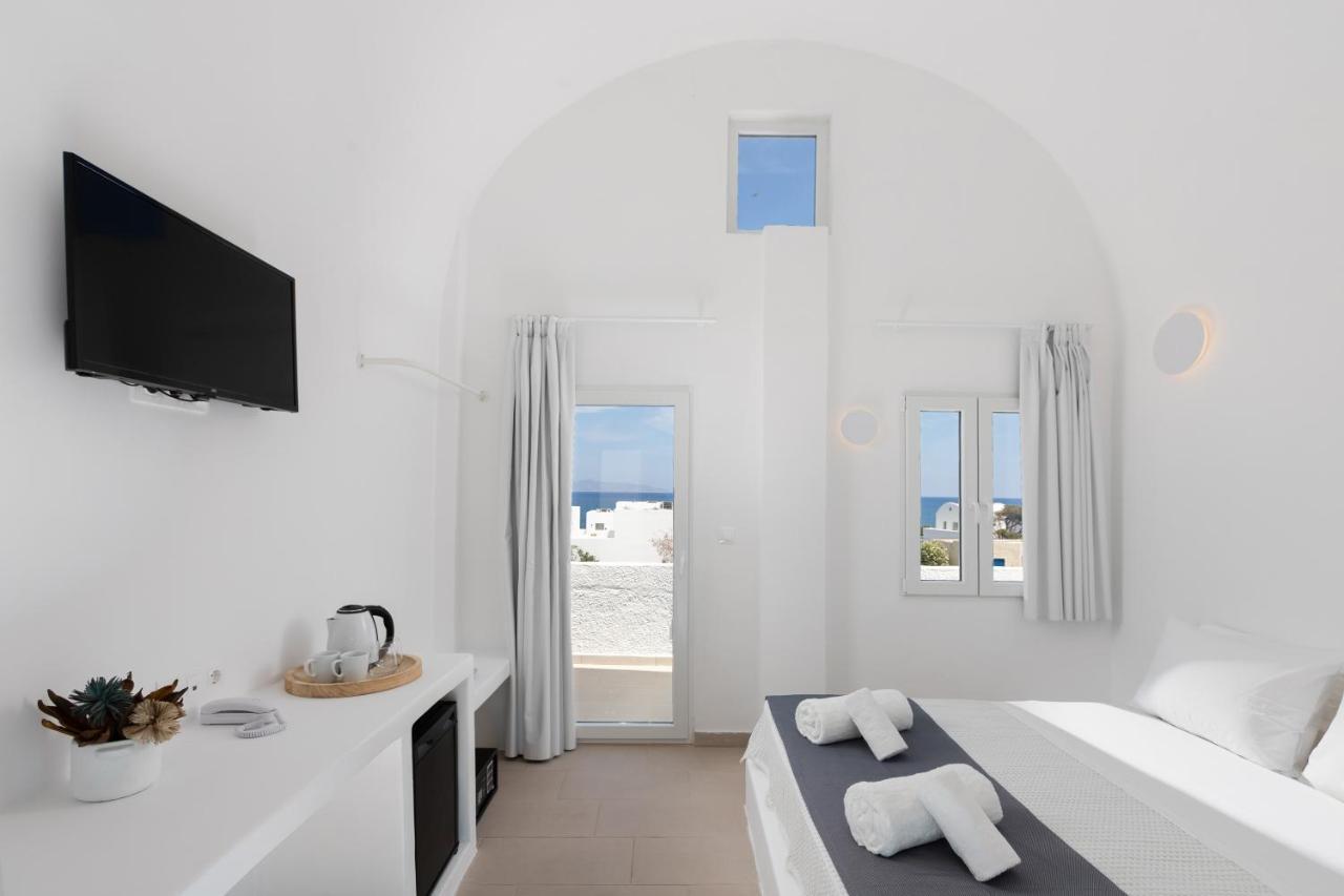 Voca Hotel & Suites Kamári المظهر الخارجي الصورة