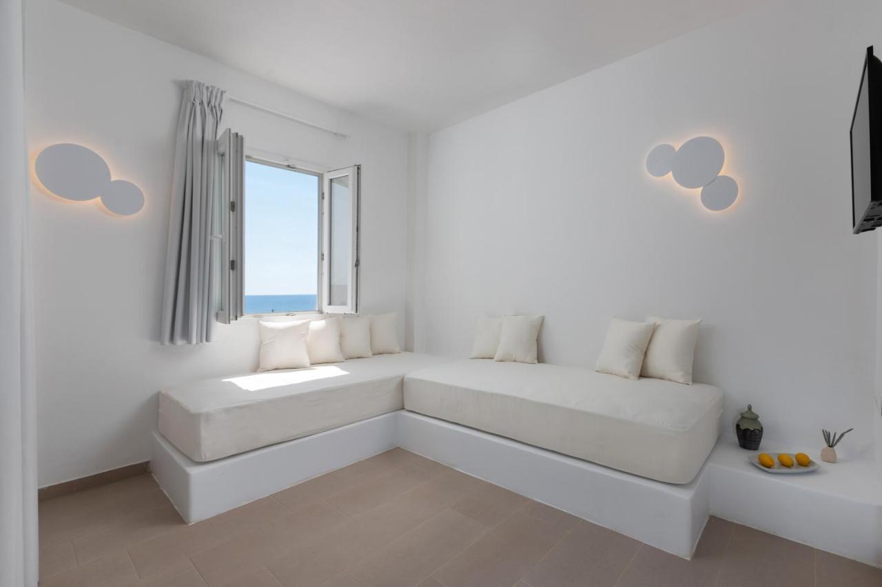 Voca Hotel & Suites Kamári المظهر الخارجي الصورة