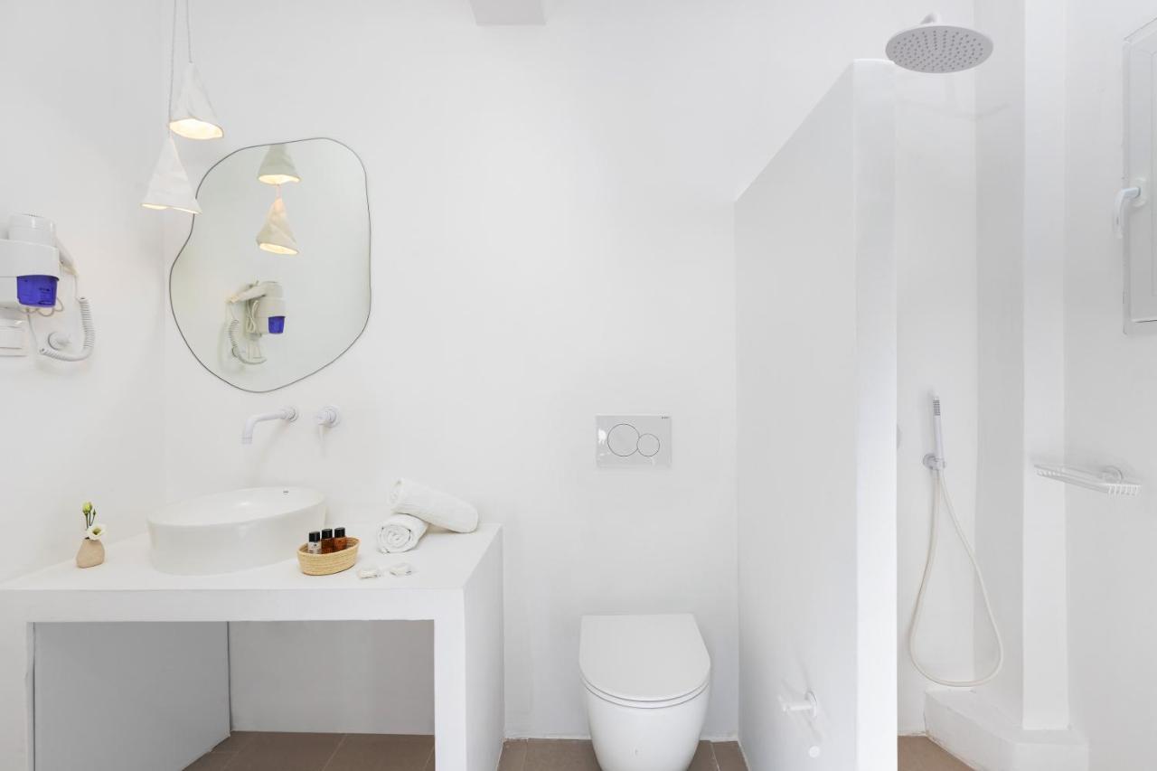 Voca Hotel & Suites Kamári المظهر الخارجي الصورة